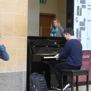 国产无限免费AV在线播放
